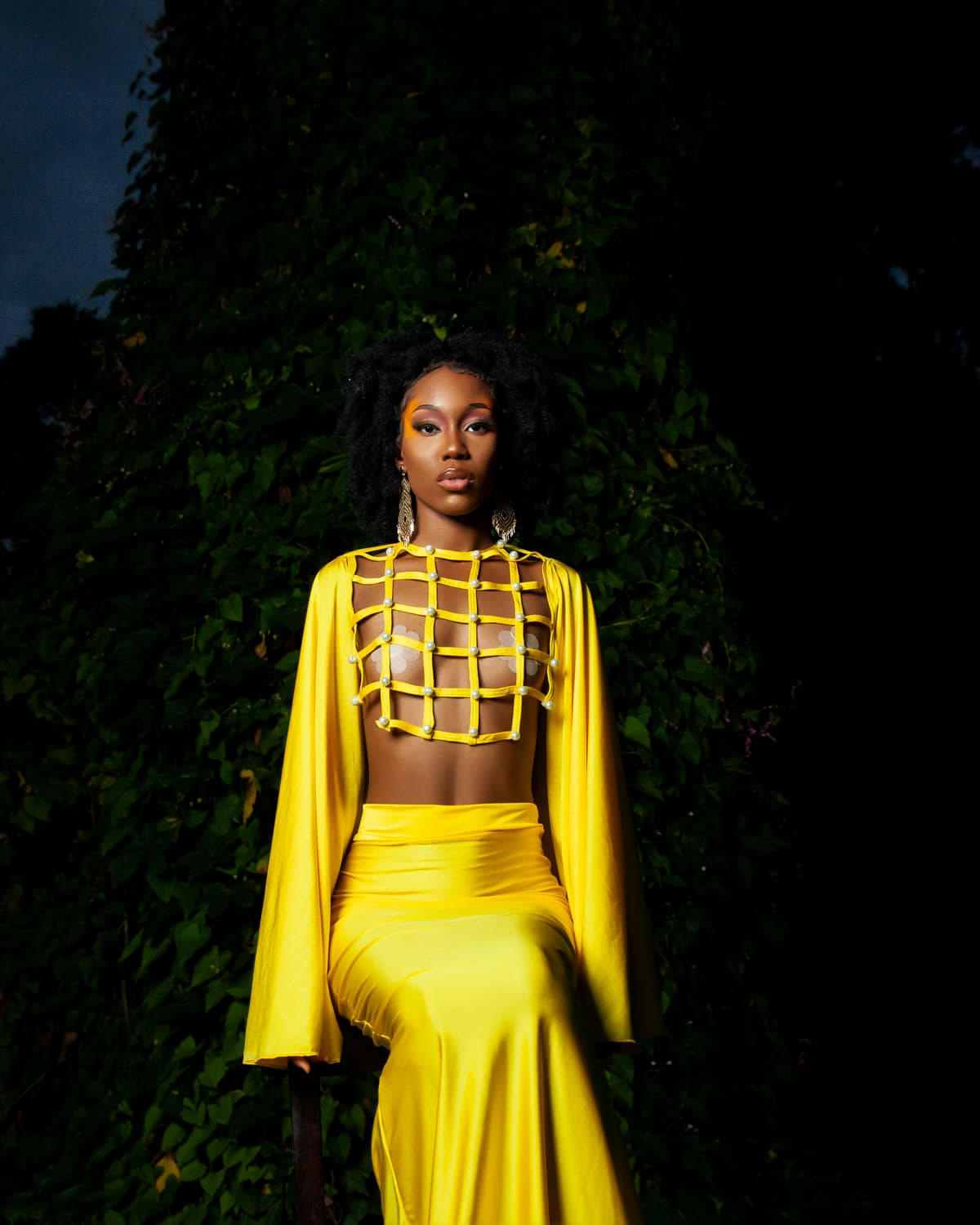 Solèy Leve — golden lattice set from the Flamboyant collection